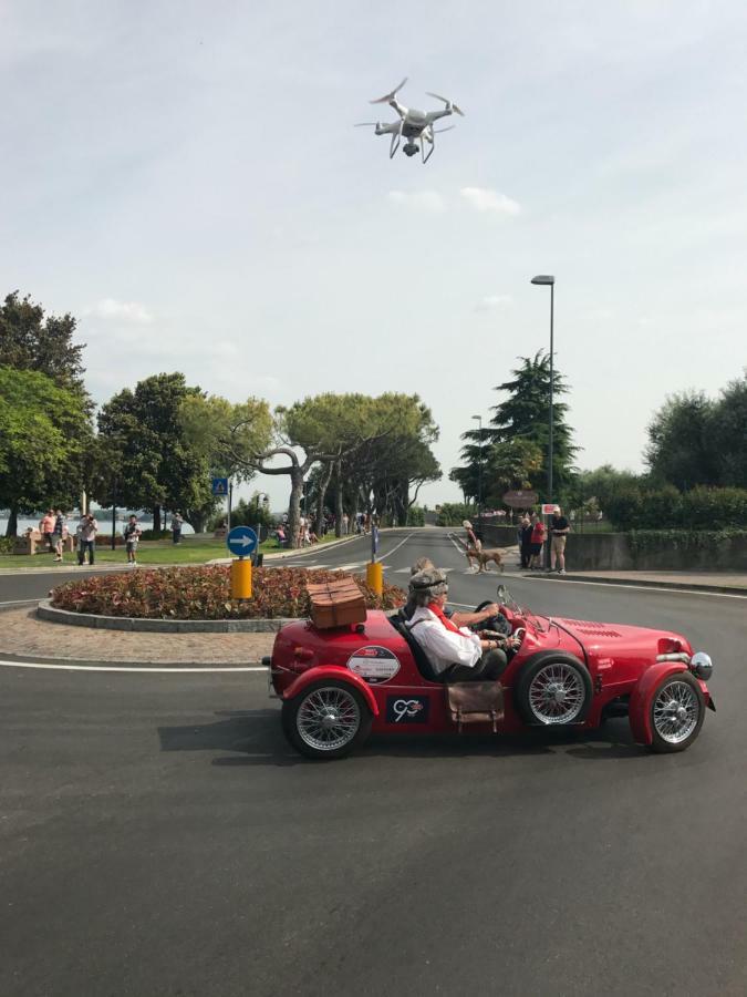 Sky Fort Garda View Sirmione Bagian luar foto